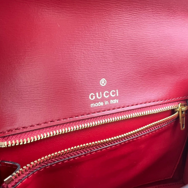 Ba*len*cia*ga hourglass