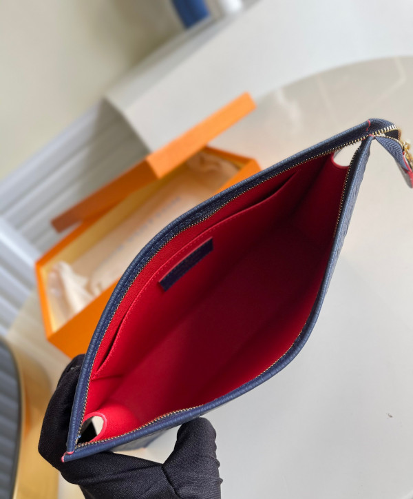 l0*is V*t0n pochette voyage