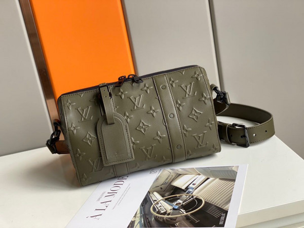 l0*is V*t0n city keepall