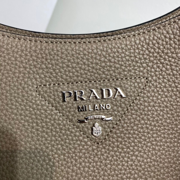 Pra*a leather hobo bag