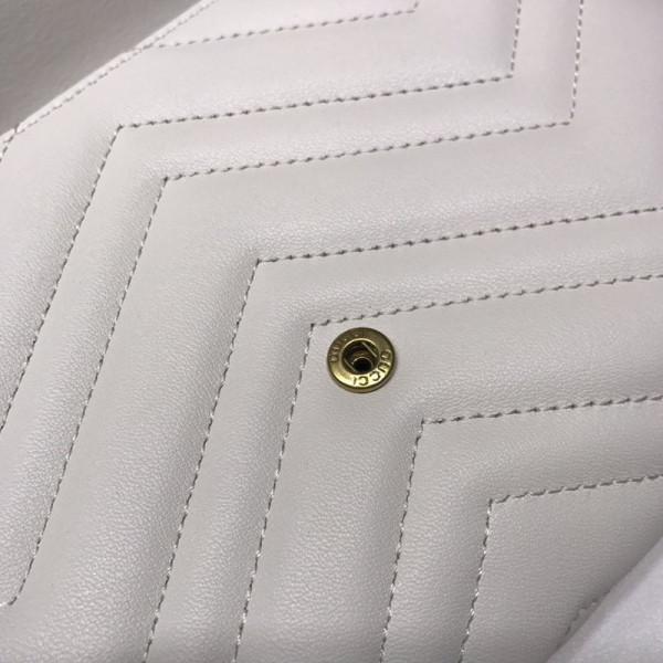 G*u*i gg marmont chain wallet