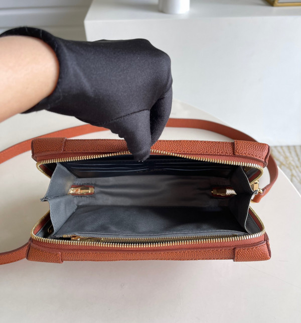 l0*is V*t0n lvxnba soft trunk wearable wallet