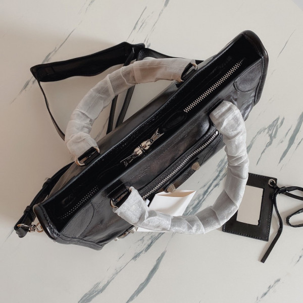 Ba*len*cia*ga classic city