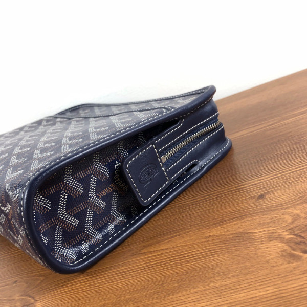 Go*ard toiletry bag