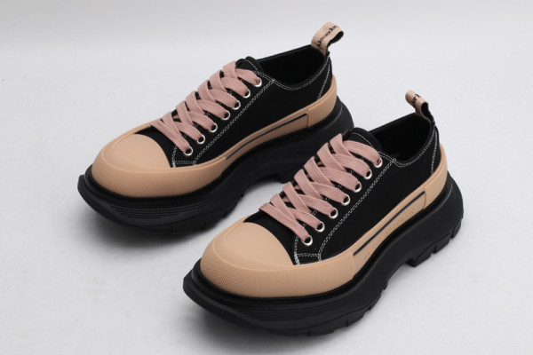 ale*d*r M*Q*en tread slick lace up