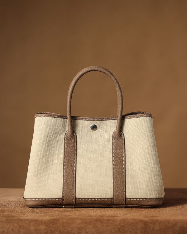 H**mes garden party 30