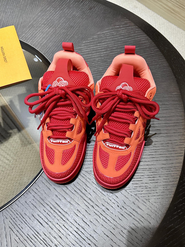 l0*is V*t0n trainer sneaker