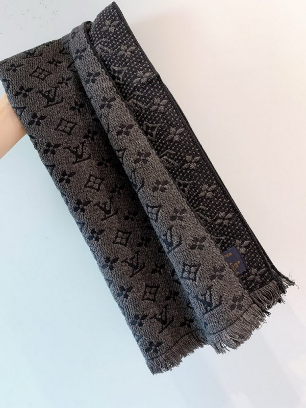 l0*is V*t0n monogram classic scarf