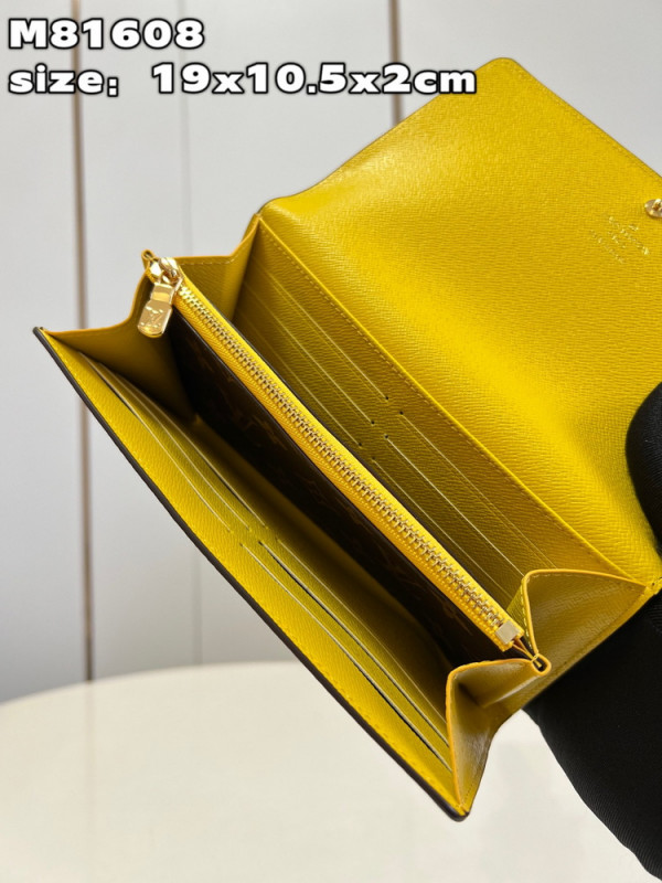 l0*is V*t0n sarah wallet