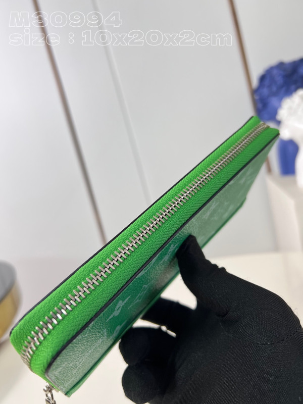 l0*is V*t0n zippy wallet-10*20*2 cm