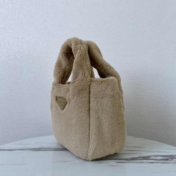 Pra*a woolen bucket bag-18*15.5*10cm