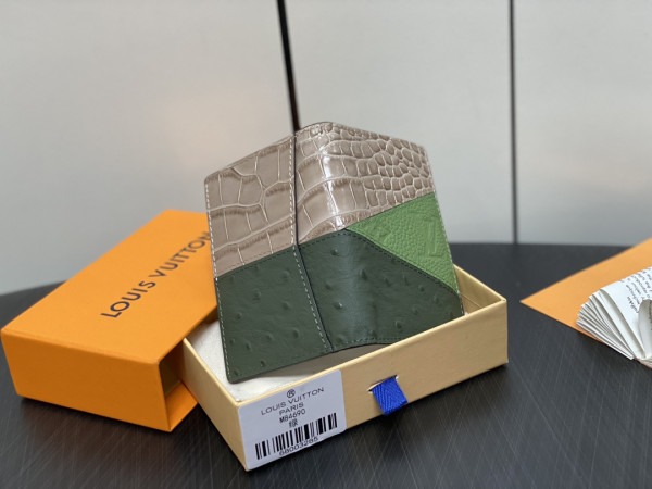 l0*is V*t0n pocket organizer-7.5*11.1*1 cm