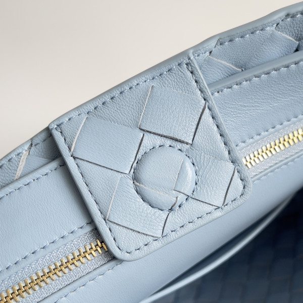 bo*te*ga Ve*ne*ta small andiamo chain-25*22*10.5cm