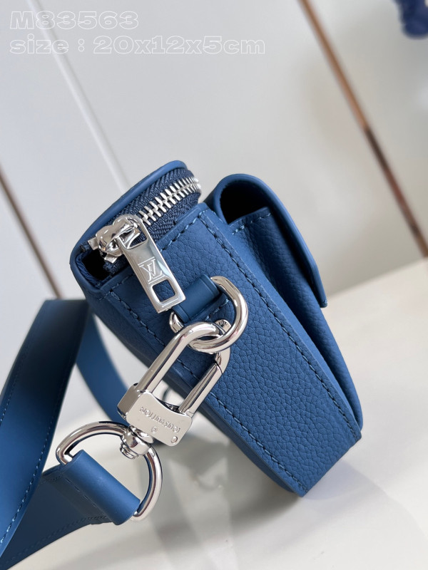 l0*is V*t0n pilot wearable wallet-20*12*5.5cm