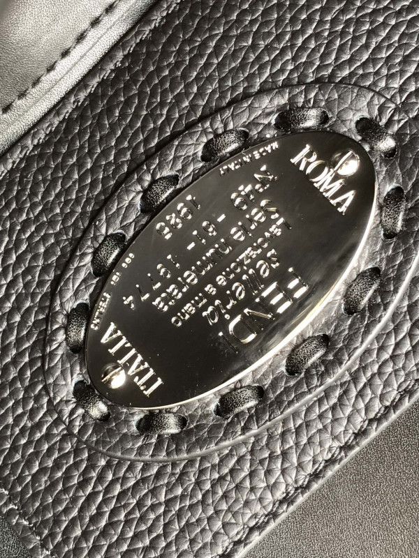 F**di baguette-20*5*13cm