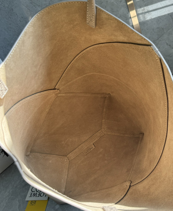 Lowee Puzzle Fold medium Tote -  25.5X14.5X31.5cm