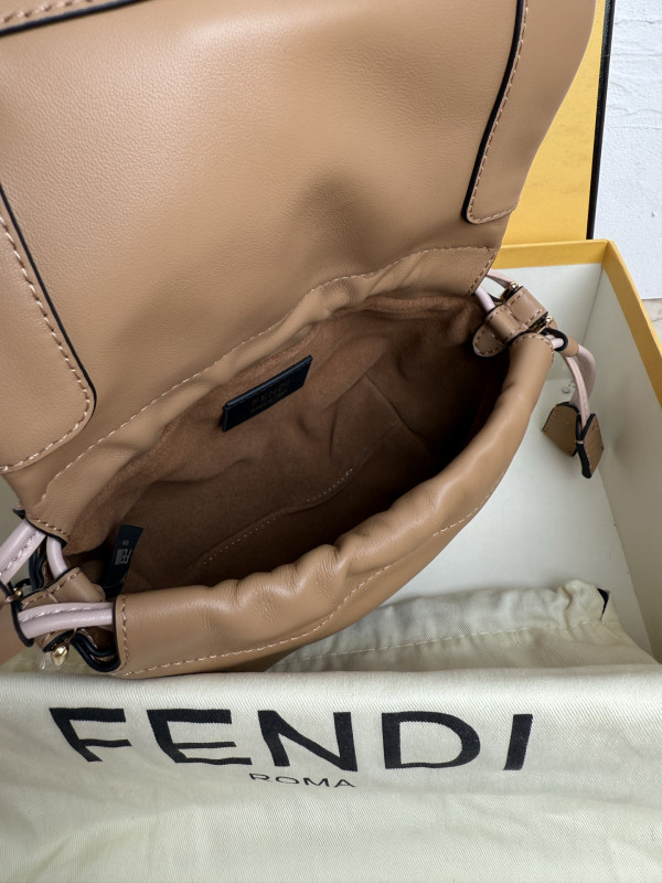 F**di mamma baguette