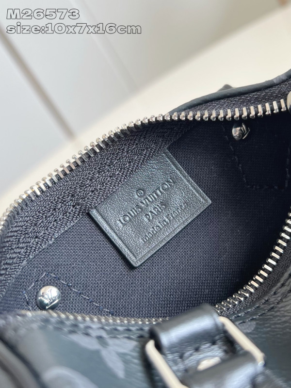 l0*is V*t0n nano speedy-16-10-7.5cm